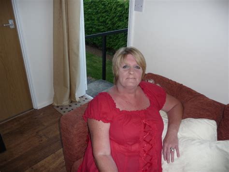 Cuddles From Northampton Is A Local Granny Looking For Casual