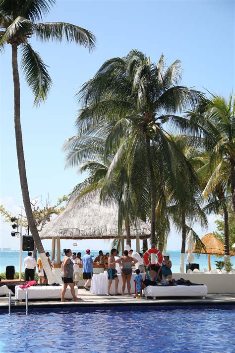 Sneak A Peek Inside Dreams Sands Cancun Resort And Spa Cancun Resorts