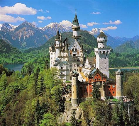 Los 10 Castillos Más Impresionantes Del Mundo