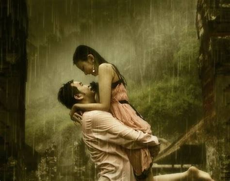 Lovers In The Rain Google Search Couple In Rain Rain Photography
