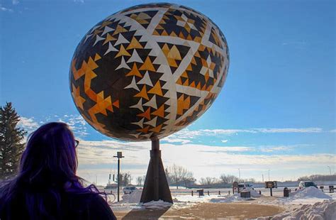 There's still plenty of time until the big day, so retailers may change their hours leading up to easter and we'll be sure to update as we hear more. Unusual Things to Do in Alberta — A Giant Food Tour ...