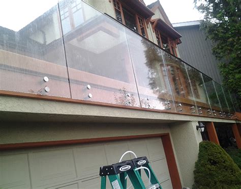 Vancouver Seamless Frameless Glass Railing Installations Of Seamless Frameless Glass Railings