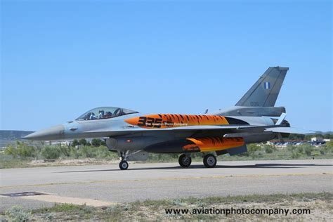 The Aviation Photo Company F 16 Fighting Falcon General Dynamics