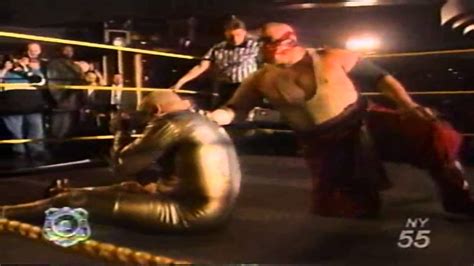 Goldust Vs The Sultan Youtube