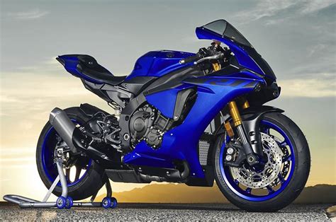 2018 Yamaha Yzf R1 Launch Prices Specifications Features Design