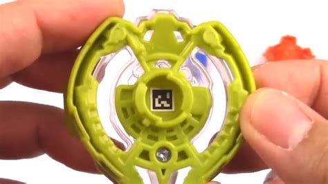 Bu konuda beyblade burst mobil oyununda kullanabilmeniz için qr kodlarını içeren videoları vereceğim. Beyblade Barcodes - Huge beyblade burst qr code (please ...