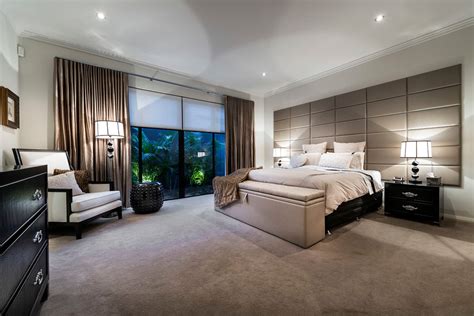 Depending on the style of the bedroom, designers' suggestions include modern glass ceiling lights, as fashionable bedroom design 2020 industrial style. 21+ Master Bedroom Interior Designs, Decorating Ideas ...