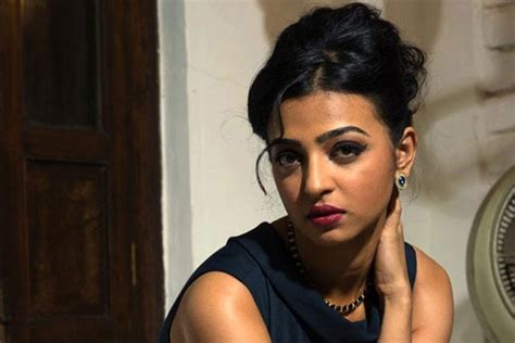 Adult Video Of Radhika Apte Goes Viral On Web Anurag Kashyap Files An