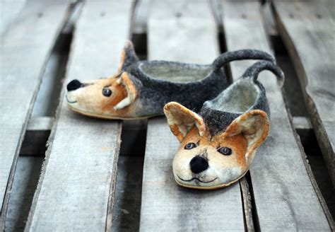 Welsh Corgi Dog Slippers Handmade Wool Shoestoy Corgi Dogs Etsy