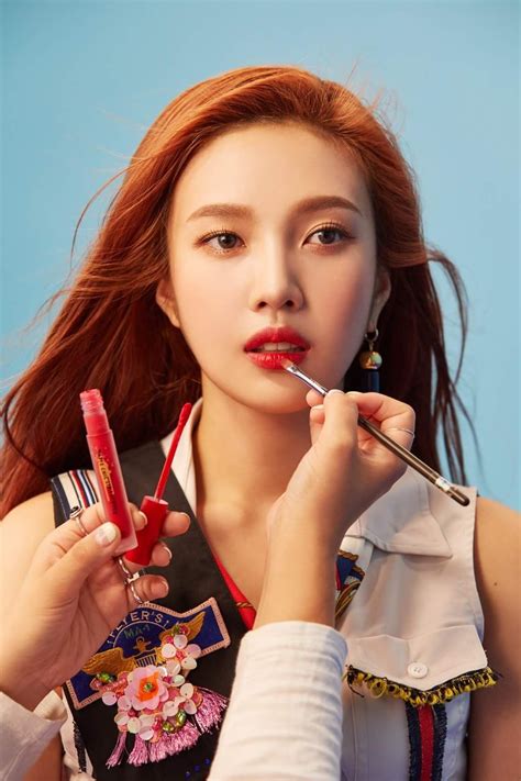 Official website of etude for global customers! Joy-Redvelvet #ETUDE_HOUSE (com imagens) | Seulgi, Kim ...