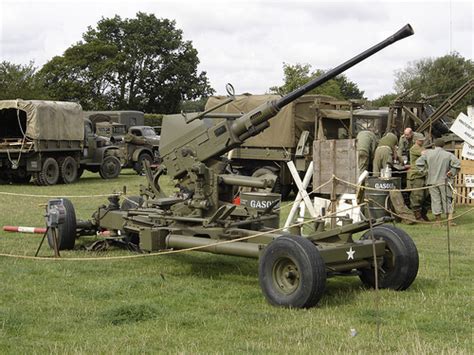 វិទ្យាសាស្រ្តយោធាកម្ពុជា Bofors 40 Mm Anti Aircraft Autocannon