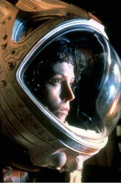 Alien étranger le huitième passager avec Sigourney Weaver