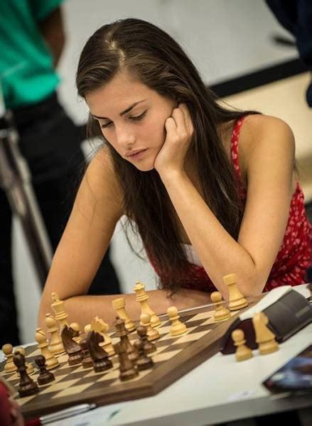 The Most Beautiful Chess Player In The World Beauty Pictures