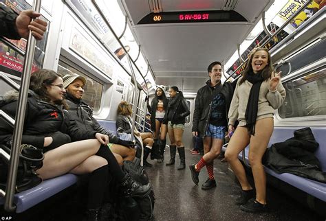 Subway Riders In New York Join Thousands To Celebrate No Pants Subway Ride Daily Mail Online