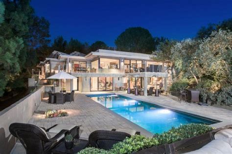 See Inside The Top 10 Celebrity Homes Of 2017