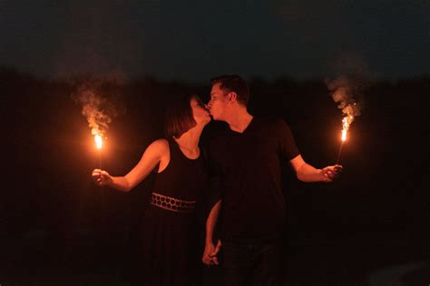 Romantic Date Night Under The Stars Spontaneous Couples Pictures In A