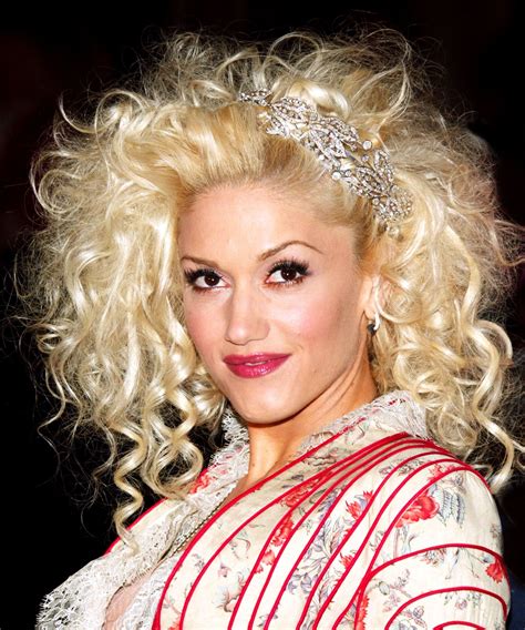 What Is Gwen Stefanis Makeup Line Called Senja Cosmetics