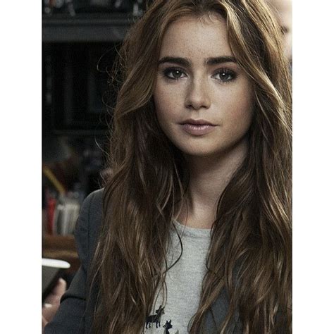 Lily Collins Resimleri Lily Collins Lilly Collins Cute Freckles