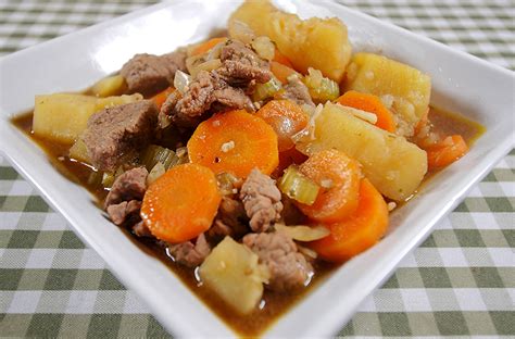 Make This Hearty Pressure Cooker Beef Stew In Less Than An Hour