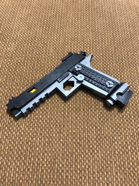 How To Make A Futuristic Gun From A Lego Glock Legoguns