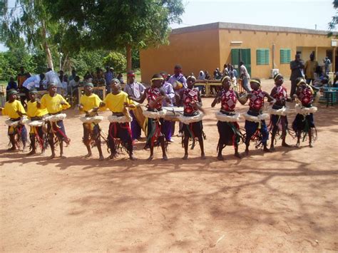 Dancing Children Burkina Faso Fronteras Paises Paisajes