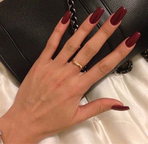 Pin By 😈💘 On N A I L S Red Acrylic Nails Burgundy Nails Dark Nails