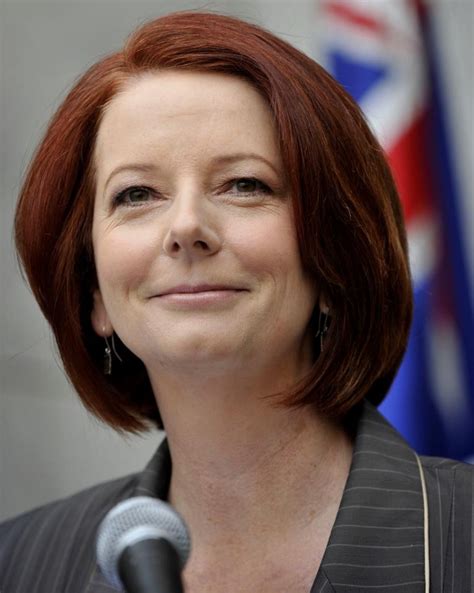 Julia Gillard First Female Australian Prime Minister Extraordinary People Pinterest Back