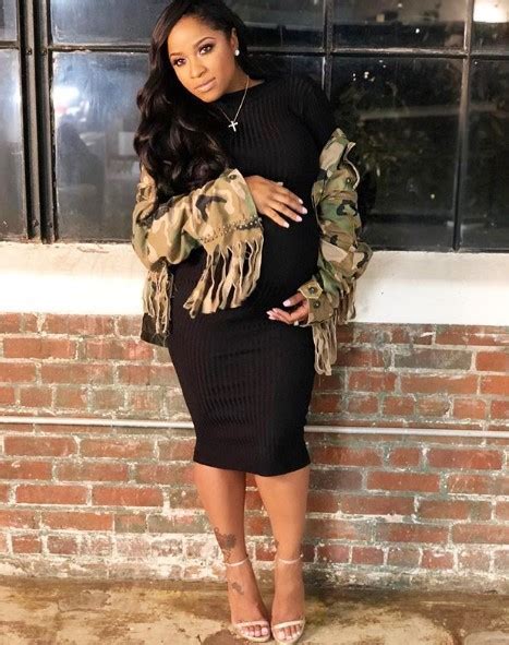 Lil Wayne S Ex Wife Toya Wright Goes Completely Nude In Maternity Shoot
