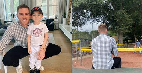 Mlbs Freddie Freeman Flies Home To Surprise Son At T Ball