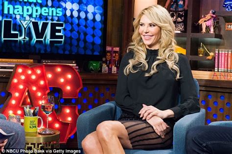 Brandi Glanville Flashes Her Pert Derriere On Watch What Happens Live Daily Mail Online