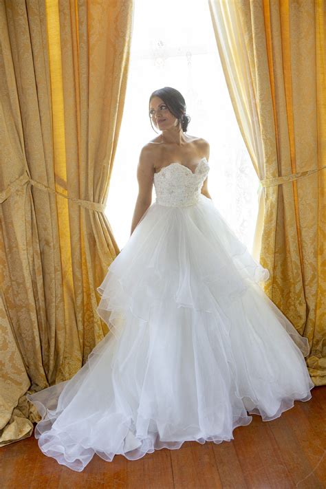 Q Nique Bridal Wedding Dress Second Hand Wedding Dresses Bridal
