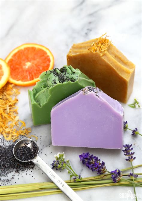 In the natural soap making book for beginners kelly shares her knowledge of the tricks of the trade for beginners and diy veterans alike, by providing a great recipe resource in addition to the herbal. Natural Soap Kit for Beginners