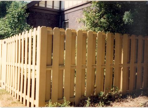 Shadowbox Fence Fence Design Wood Fence Wood Fence Designs