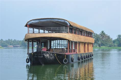 Kerala Houseboats Rentals In Alleppey Kumarakom