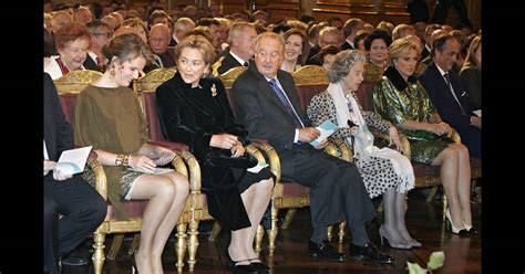 Albert II et Paola de Belgique entourés de la reine Fabiola la