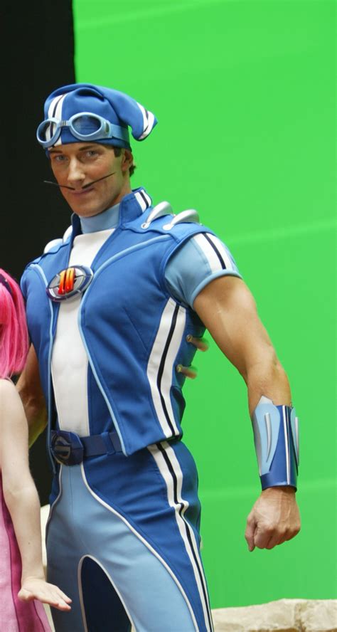 Both robbie and sportacus develop hanahaki, and both believe that the other won't return their feelings. sportacus - Lazytown Photo (20706557) - Fanpop