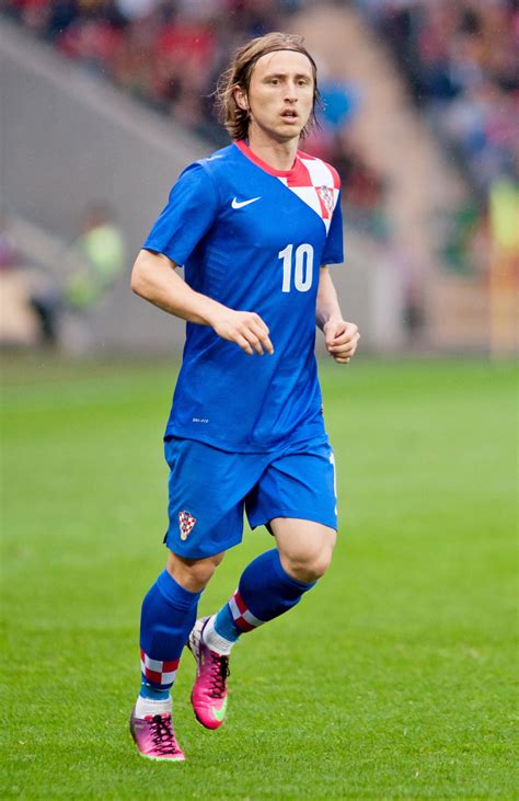 Модрич лука / modric luka. Football players Biography and Reviews: Luka Modrić