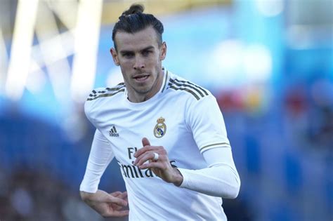 Footballer for tottenham hotspur and wales. Gareth Bale wants Real Madrid return from Tottenham