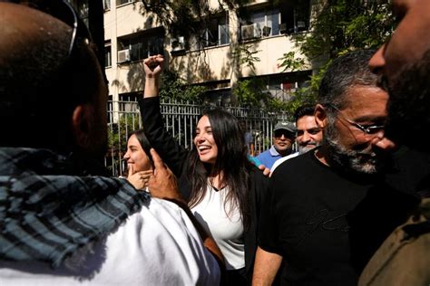 Lebanon Depositor Holdups Surge Banks Close Again I24news