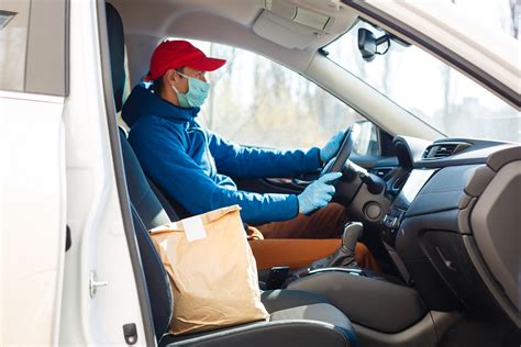 Do Food Delivery Drivers Need Special Auto Insurance? | Answer Financial