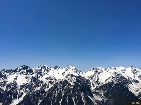 残雪の北アルプス蝶ヶ岳へ槍穂高の大パノラマの絶景を見に行こう！ やまじかん