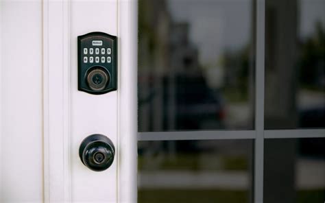 How To Change The Battery On A Vivint Door Lock Storables