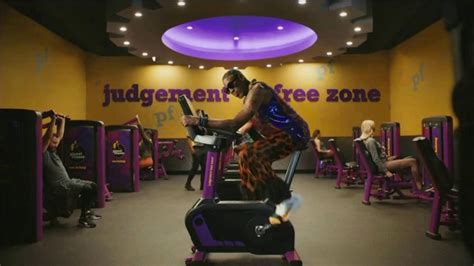 Planet Fitness Tv Spot Whats Gotten Into Lindsay 1 Down Featuring Lindsay Lohan Ispottv
