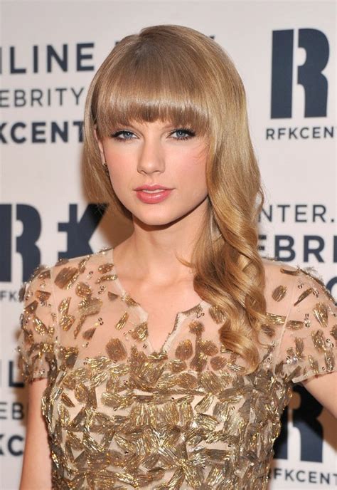 Lovely Long Blonde Curly Hairstyle With Loose Spirals Taylor Swift