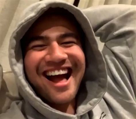 calum hood imagines falling asleep on his lap during a live stream requested wattpad