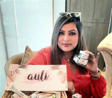 Shark Tank India Bengali Lifestyle Entrepreneur Aishwarya Biswas Bags