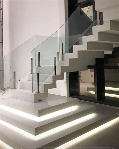 Staircases are like a path between two spaces, the besides its shape, a staircase can differ from another by its design.the staircase can have or have not stair risers. staircase design kerala | Escaliers modernes, Escaliers interieur, Façade maison moderne