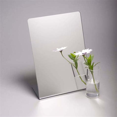 Mirror Displays Acrylic And Perspex Acrylic Display Equipment And
