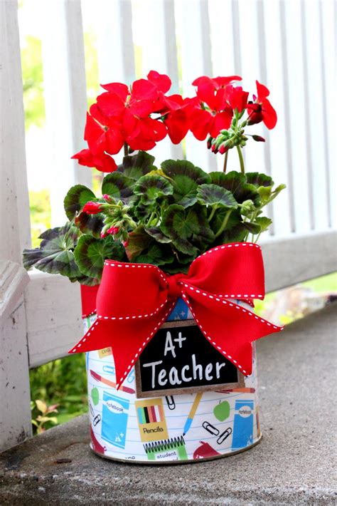 Gift your favorite teacher a sustainable bouq for teacher's day in may! Cute & Easy Teacher Appreciation Gifts... - Love of Family ...