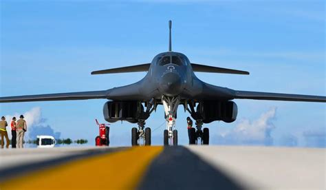 The Us Air Force Wants To Retire The First B 1b Lancer Supersonic